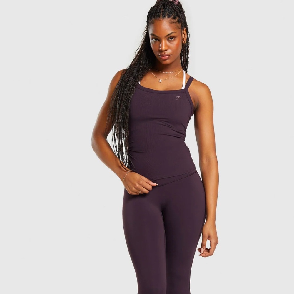 Elevate ruched tank M-Slim Fit plum brown Top